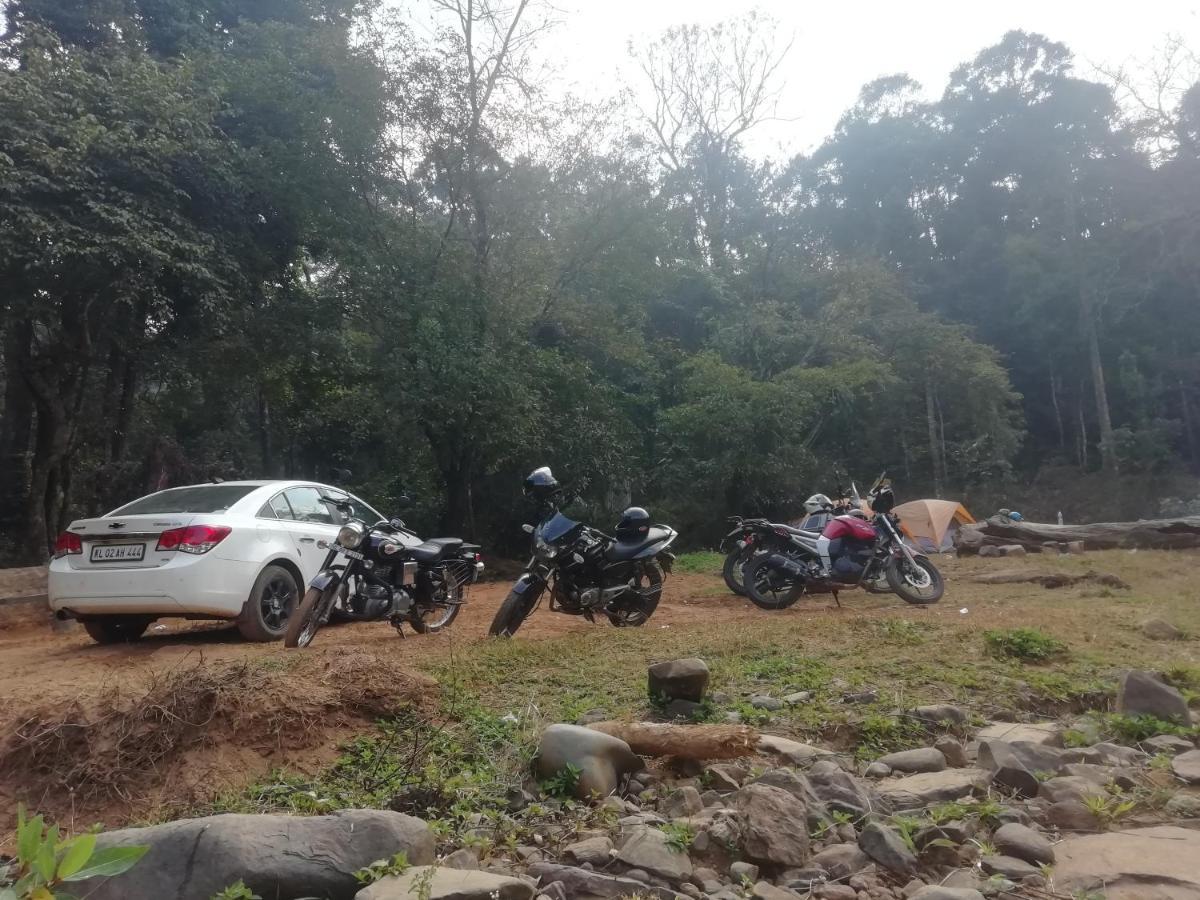 Coorg River Rock Camping マディケーリ エクステリア 写真